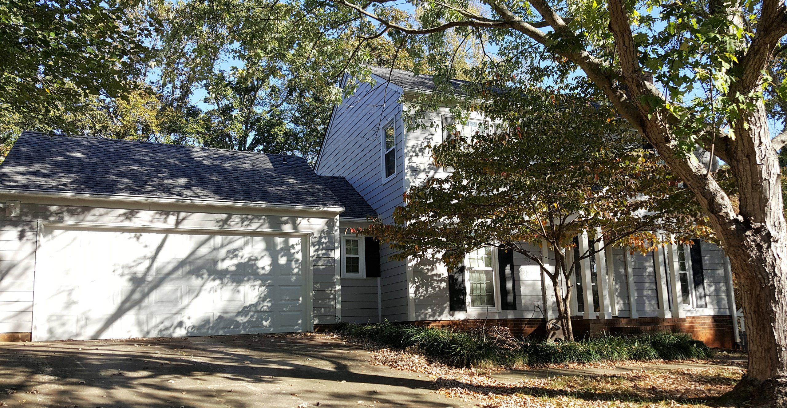 hennessey home siding and window replacement in Charlotte, NC