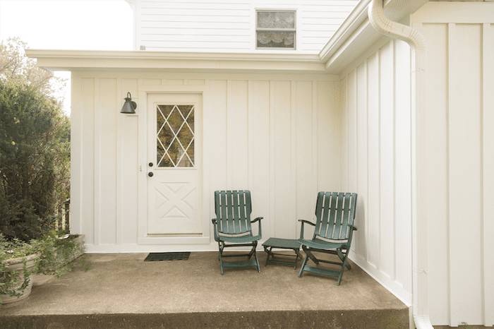 Explore the most popular siding styles, their benefits, and how to choose the right look for your home with this complete siding styles guide.