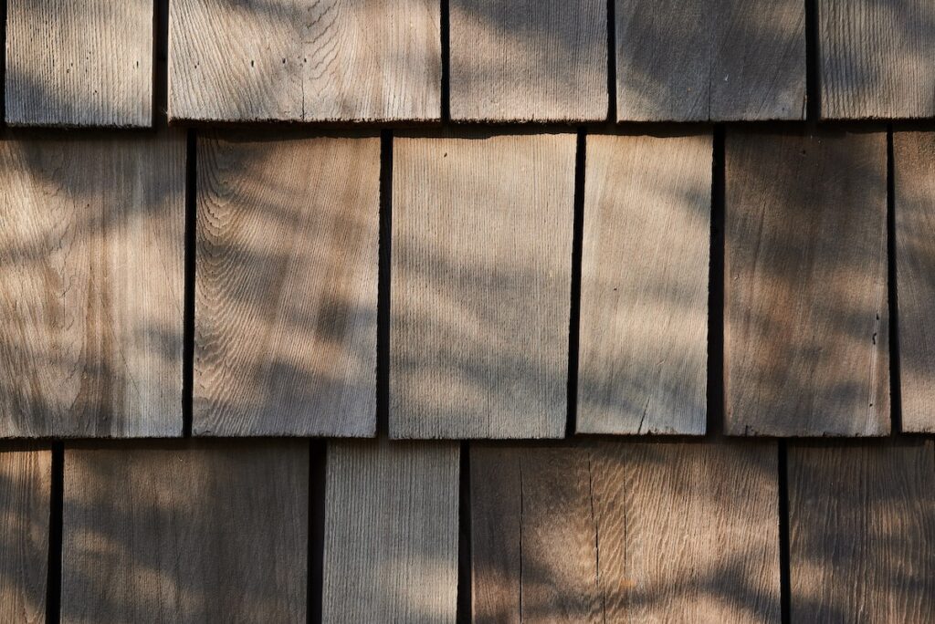 Compare vinyl vs wood siding, including costs, durability, maintenance, and appearance to choose the best option for your home.